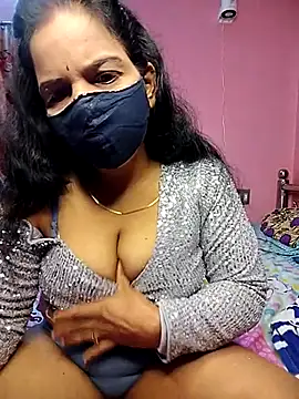 Snapshot of Rashilii_Bhabi chatting on August 4, 2:52 pm Rashilii Bhabi online show from August 4, 2:52 pm