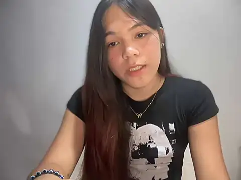 tastelikesugar19 online show from June 4, 9:48 am