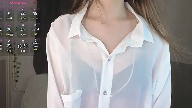 Emily Nelsonn online show from June 24, 3:11 pm