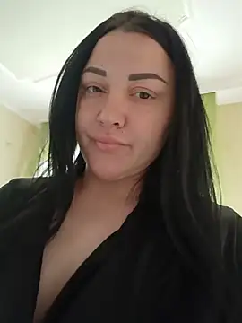 Elsie-Nora online show from June 25, 5:45 am