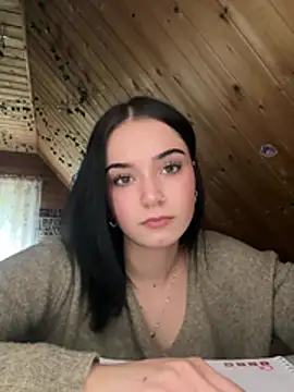 Snapshot of hellokiityy chatting on March 22, 1:14 pm hellokiityy online show from March 22, 1:14 pm