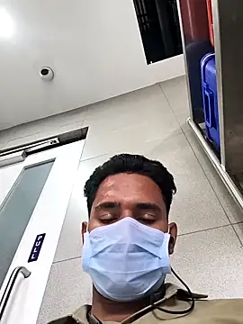 Stranger boy123 online show from March 19, 8:40 am