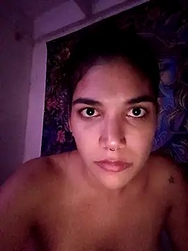 Snapshot of isabellahofmann chatting on May 9, 9:47 am isabellahofmann online show from May 9, 9:47 am