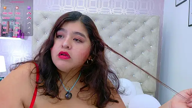 Snapshot of Dahlia_Lee chatting on April 7, 3:18 am Dahlia Lee online show from April 7, 3:18 am