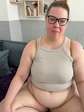 MaschaMangold online show from July 31, 10:36 am