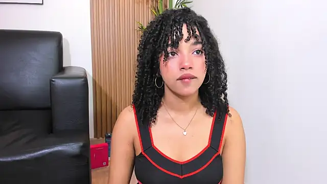 Snapshot of JazmyXXX chatting on May 18, 7:41 pm JazmyXXX online show from May 18, 7:41 pm