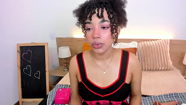 Snapshot of JazmyXXX chatting on May 26, 8:16 pm JazmyXXX online show from May 26, 8:16 pm
