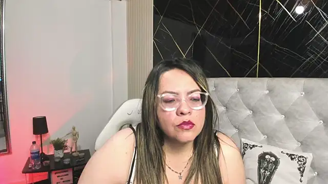 Snapshot of samantha_a1 chatting on March 26, 2:44 pm samantha a1 online show from March 26, 2:44 pm