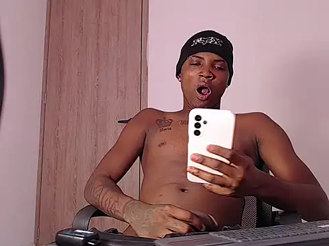 Bigcock23cmt online show from March 30, 2:40 pm