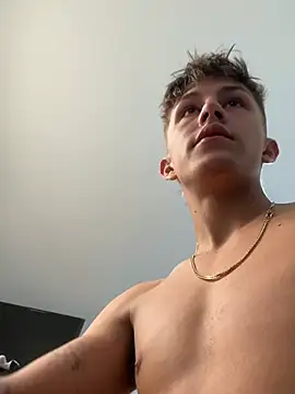 Snapshot of Mateo_savage chatting on July 1, 3:56 pm Mateo savage online show from July 1, 3:56 pm