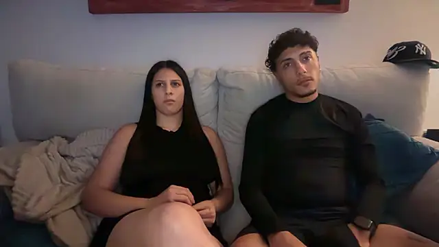 goldcouple22 online show from May 6, 10:15 pm