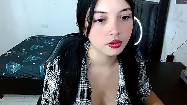 veleria allurin online show from April 29, 4:22 pm