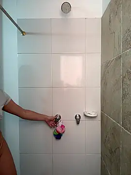 Snapshot of dulce_hell_ chatting on April 7, 5:46 pm dulce hell online show from April 7, 5:46 pm