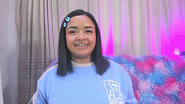 SofiiaCutee online show from June 10, 2:34 am