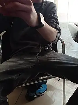 Skinboy06 online show from April 24, 10:39 am