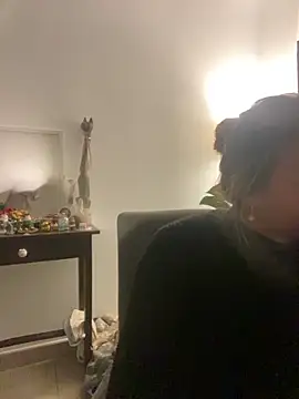 Sexyandtiny online show from March 20, 9:30 pm