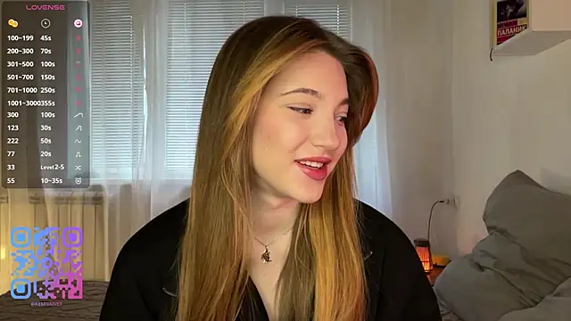 1Kellynaive online show from April 22, 3:24 pm