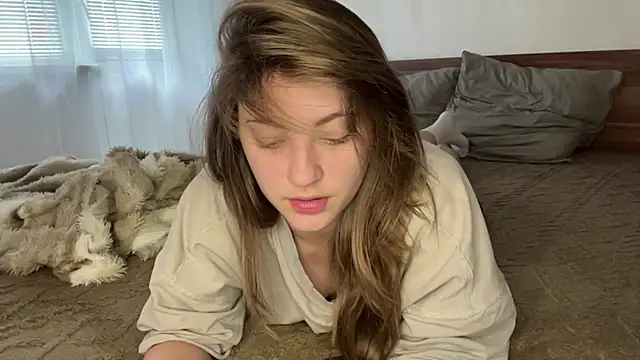 1Kellynaive online show from May 26, 3:08 pm