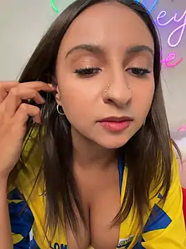 Snapshot of haileyrose chatting on June 24, 11:48 pm haileyrose online show from June 24, 11:48 pm