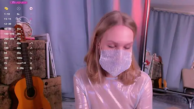 burning  g1rl online show from April 21, 5:17 pm
