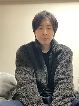 youta200 online show from April 19, 1:32 pm