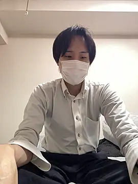 Snapshot of youta200 chatting on June 23, 11:30 am youta200 online show from June 23, 11:30 am