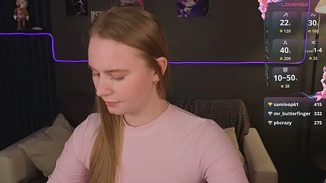 Lover Daisy  online show from April 29, 5:30 pm