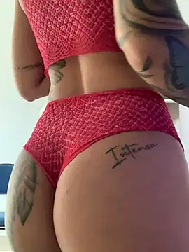 fabhy28 online show from March 19, 6:12 pm