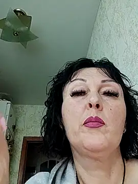 HelgaDennis online show from April 27, 4:10 am