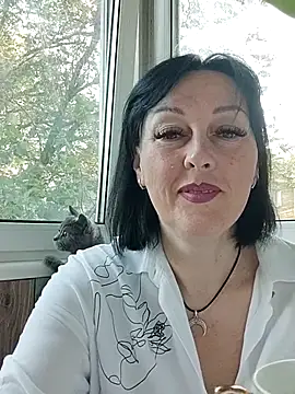 HelgaDennis online show from June 20, 3:09 am