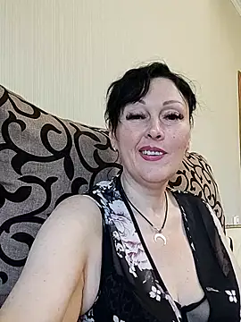 HelgaDennis online show from June 28, 6:52 am