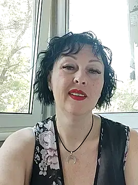 HelgaDennis online show from July 18, 5:55 am