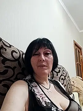 HelgaDennis online show from July 23, 6:39 pm