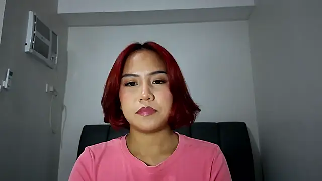 Snapshot of misscutee chatting on May 11, 1:06 pm misscutee online show from May 11, 1:06 pm