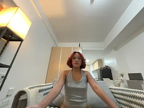 Snapshot of misscutee chatting on May 22, 12:33 pm misscutee online show from May 22, 12:33 pm