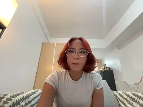 Snapshot of misscutee chatting on June 8, 4:18 pm misscutee online show from June 8, 4:18 pm