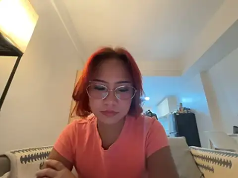 Snapshot of misscutee chatting on June 10, 2:27 pm misscutee online show from June 10, 2:27 pm