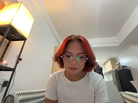Snapshot of misscutee chatting on June 12, 2:27 pm misscutee online show from June 12, 2:27 pm