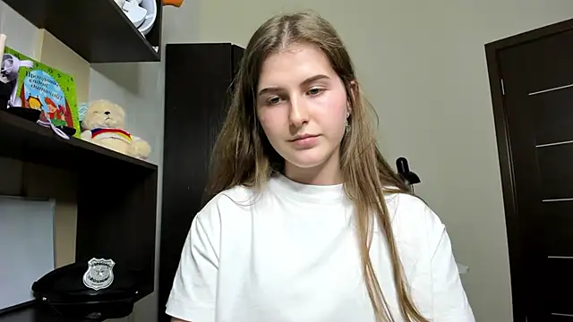 OhMyAlice online show from April 28, 6:46 pm