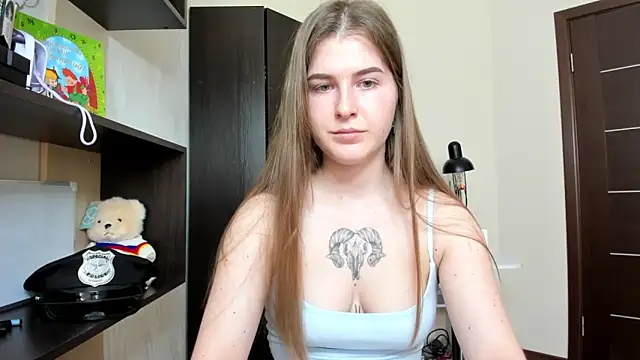 OhMyAlice online show from May 4, 11:17 am