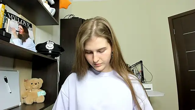 OhMyAlice online show from June 10, 6:07 pm