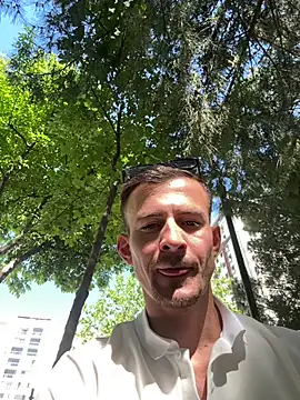 globalfucker34 online show from May 29, 1:31 pm