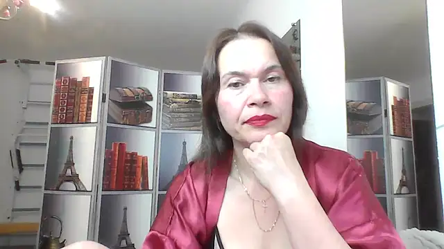 Snapshot of Selena_Moo chatting on July 11, 9:56 am Selena Moo online show from July 11, 9:56 am