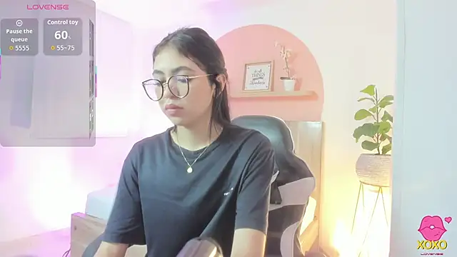 sofi alix online show from June 23, 7:01 pm