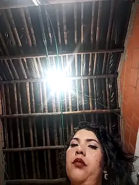Snapshot of Candy_hot_crush chatting on May 7, 3:45 am Candy hot crush online show from May 7, 3:45 am