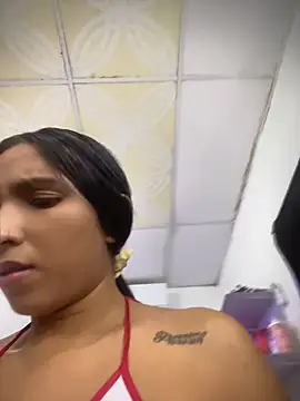 Snapshot of Blowjob-Queen_ chatting on June 12, 3:05 am Blowjob-Queen online show from June 12, 3:05 am