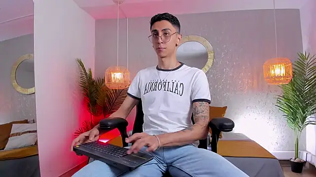 Gio carangi online show from July 1, 2:57 am