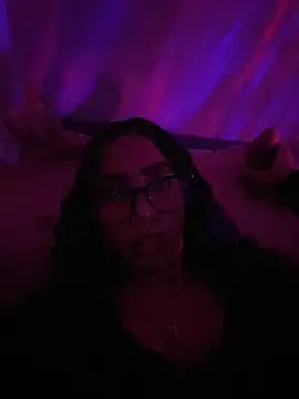 Midnightcatt online show from April 21, 10:56 pm