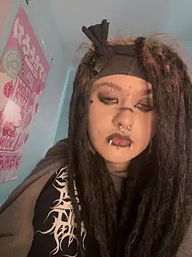 darlingvicuous online show from July 24, 8:07 pm