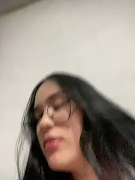 Snapshot of alondraas chatting on March 21, 4:06 am alondraas online show from March 21, 4:06 am